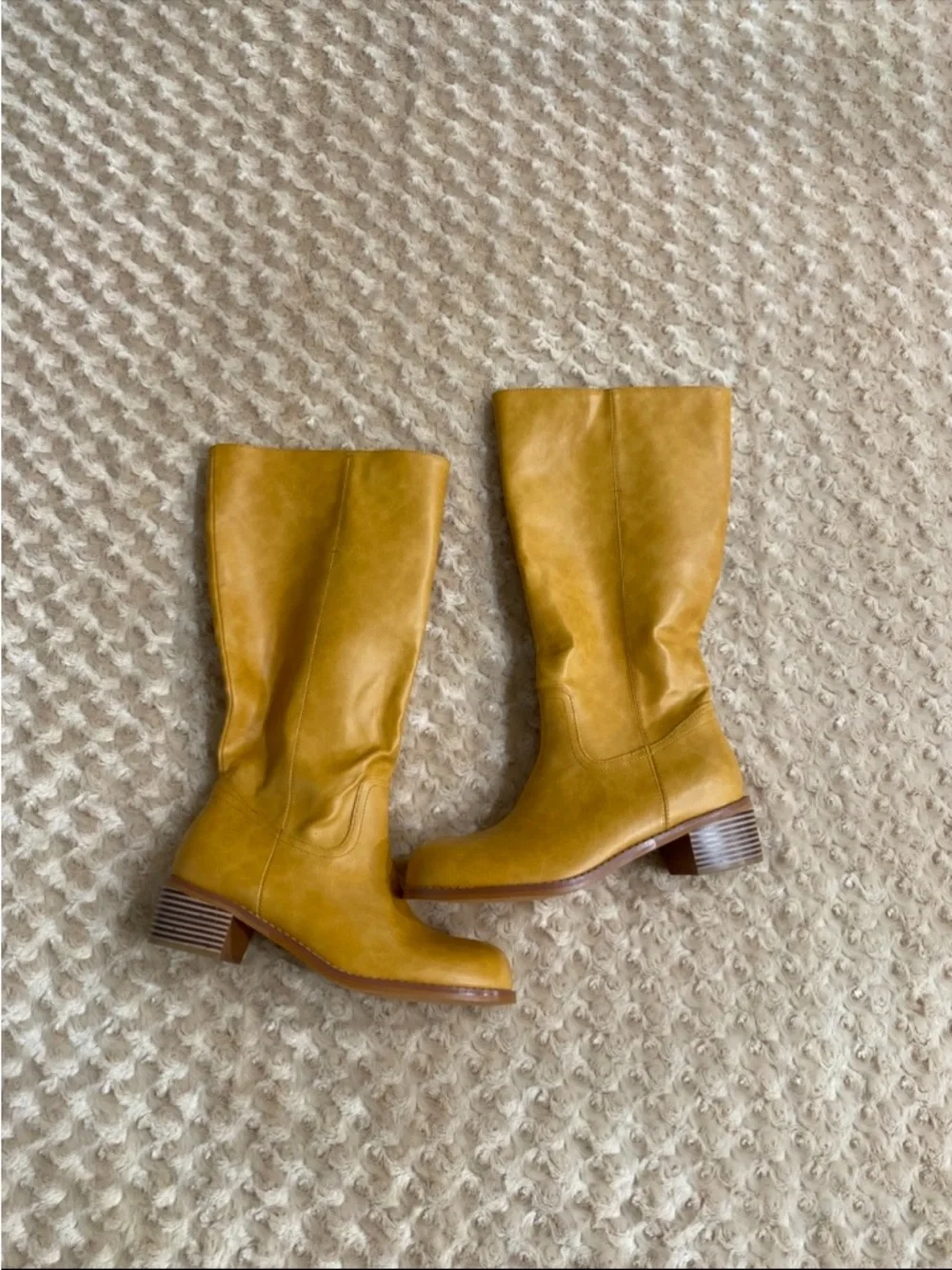 New Women size 9.5 Yellow Knee High Western Boots